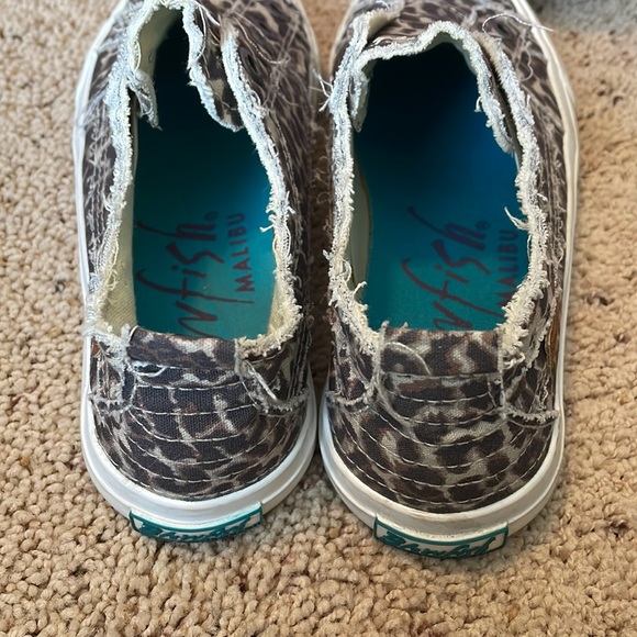 Leopard print blowfish slip on. Lots of life left! Very good condition! - Picture 4 of 4